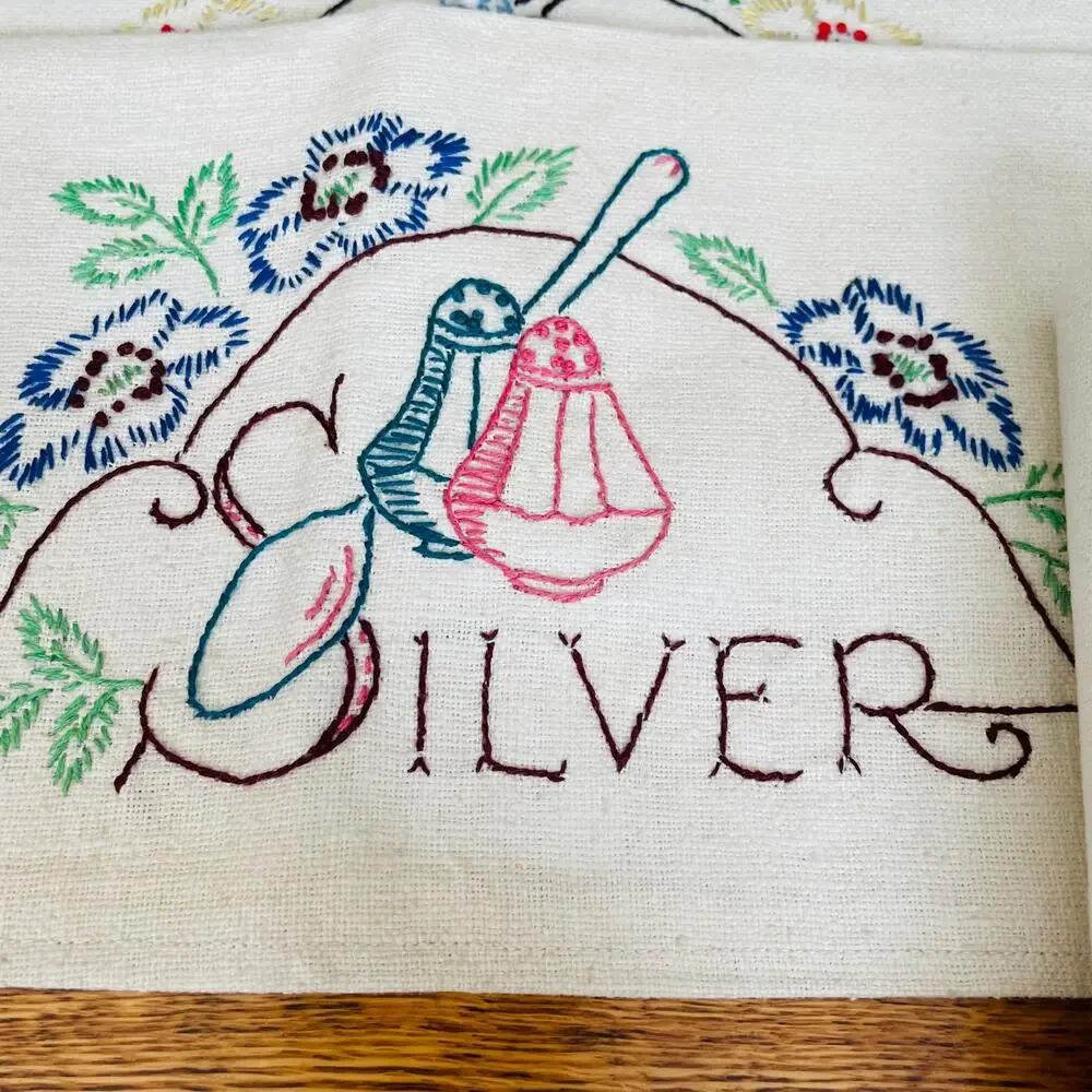 Vintage Linen Embroidered Towels Silver & Flowers Very Nice Set of 4 Cottagecore